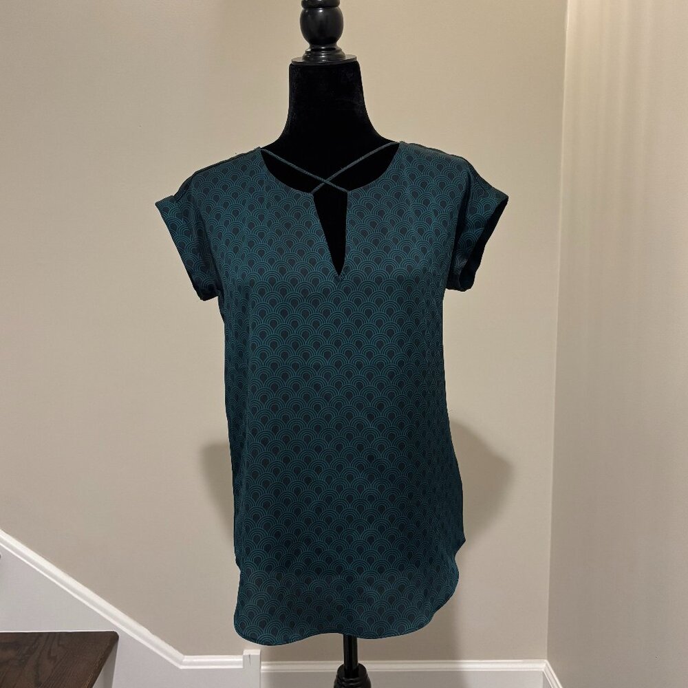 EXPRESS | Hunter Green Art Deco Blouse | Size Small (runs larger)